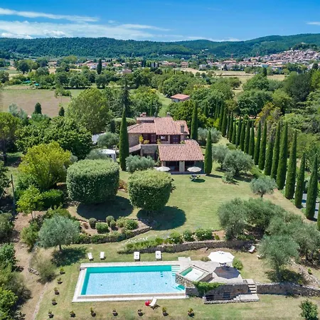 Villa Il Cedro 10&1, Emma Sarteano